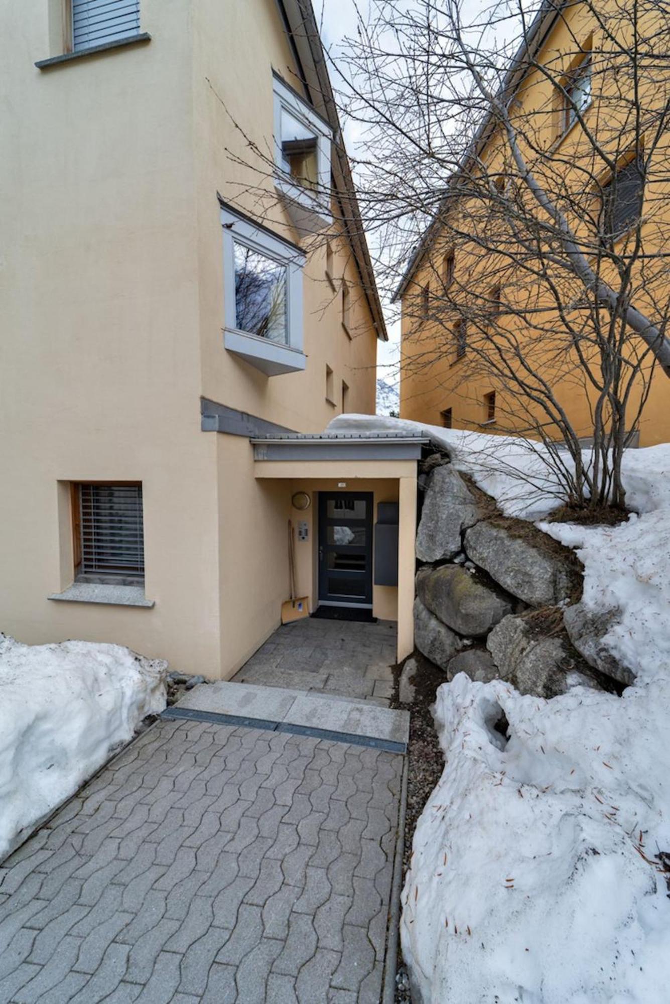 Apartmán Chesa Ladina - Zuoz Exteriér fotografie